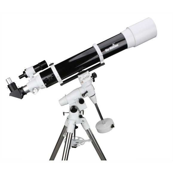 SkyWatcher 120/1000 achromatic refractor telescope on NEQ5