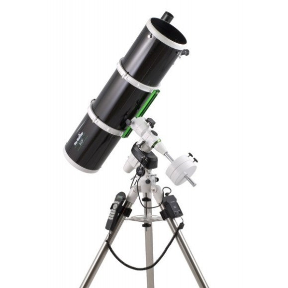 SkyWatcher Newton 200/1000mm SkyWatcher Telescope with NEQ-5 PRO GOTO